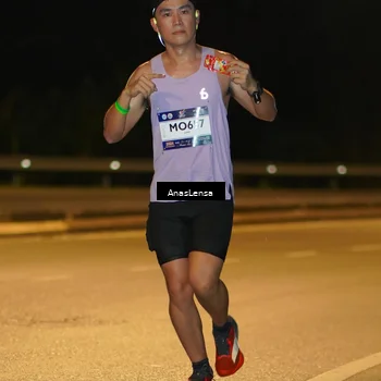 Runner Photo 7669871