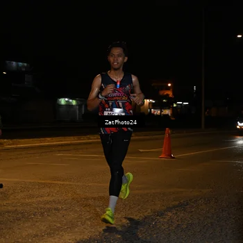 Runner Photo 7669875