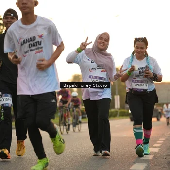 Runner Photo 7669882