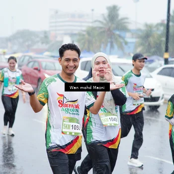 Runner Photo 7669890