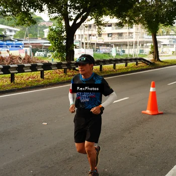 Runner Photo 7669900