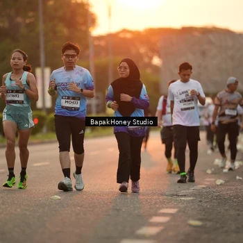 Runner Photo 7669905
