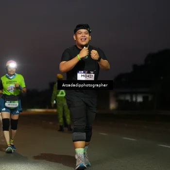 Runner Photo 7669916