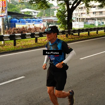 Runner Photo 7669921
