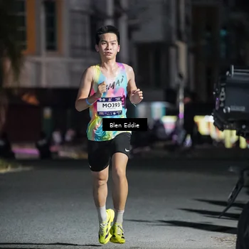 Runner Photo 7669923