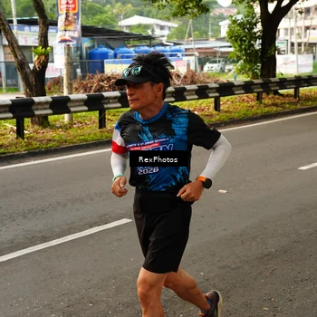 Runner Photo 7669926
