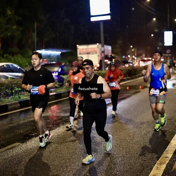 Runner Photo 7669942