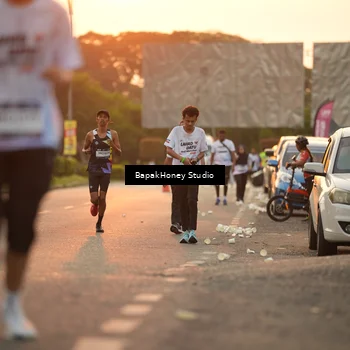 Runner Photo 7669947