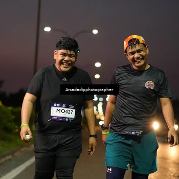 Runner Photo 7669948