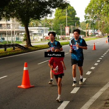 Runner Photo 7669955