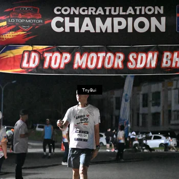 Runner Photo 7669964