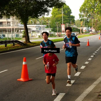 Runner Photo 7669970