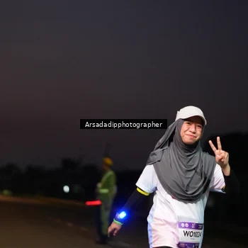 Runner Photo 7669972
