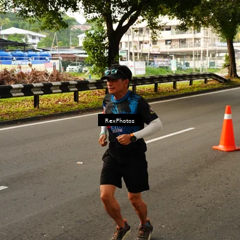 Runner Photo 7669979