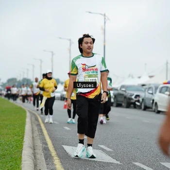 Runner Photo 7669985