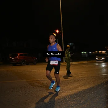 Runner Photo 7669989