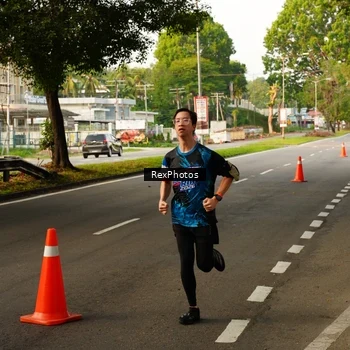 Runner Photo 7670003