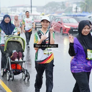 Runner Photo 7670015