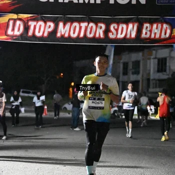Runner Photo 7670035