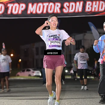 Runner Photo 7670044