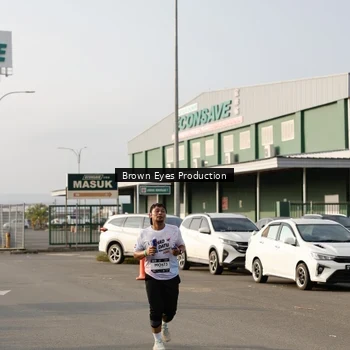 Runner Photo 7670046