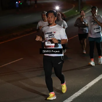 Runner Photo 7670051