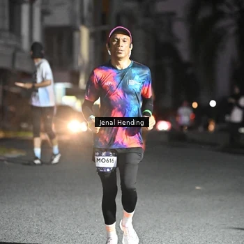 Runner Photo 7670058