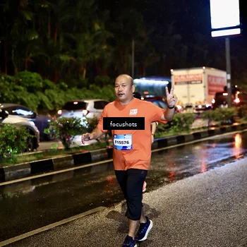 Runner Photo 7670061