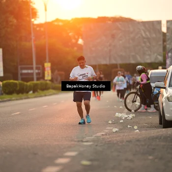 Runner Photo 7670068