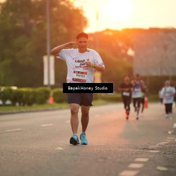 Runner Photo 7670071