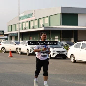 Runner Photo 7670077