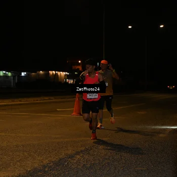 Runner Photo 7670080