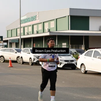Runner Photo 7670094