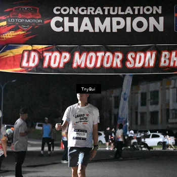 Runner Photo 7670100
