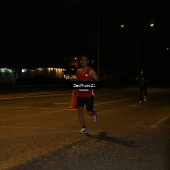 Runner Photo 7670115