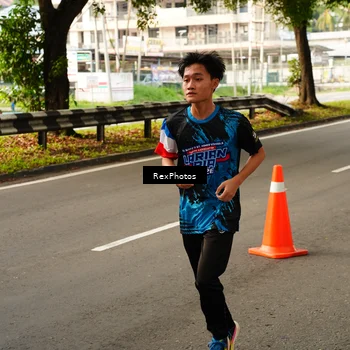 Runner Photo 7670134
