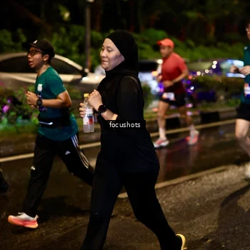 Runner Photo 7670190