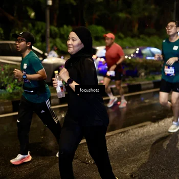 Runner Photo 7670192