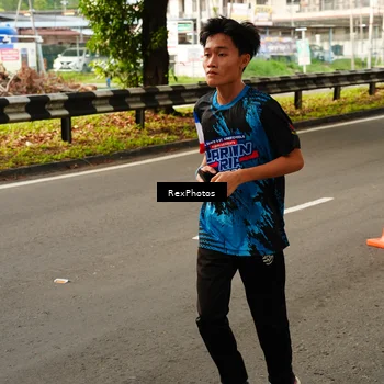 Runner Photo 7670193