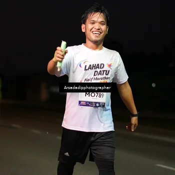 Runner Photo 7670198