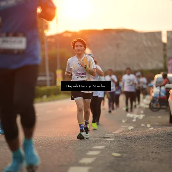 Runner Photo 7670199