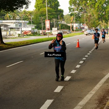 Runner Photo 7670210