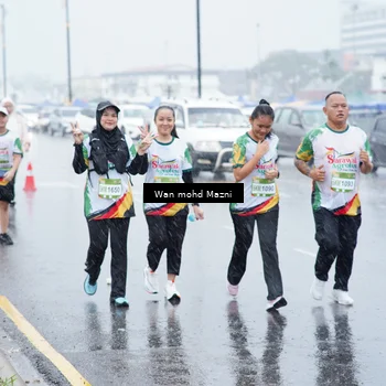 Runner Photo 7670231