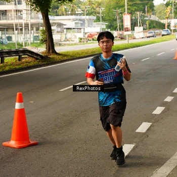 Runner Photo 7670234