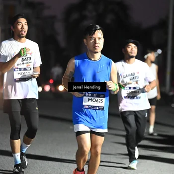 Runner Photo 7670242