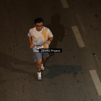 Runner Photo 7670245