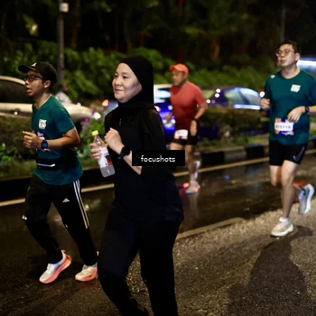 Runner Photo 7670246