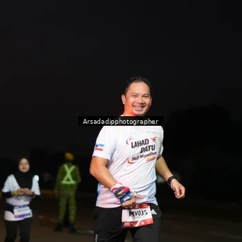Runner Photo 7670250