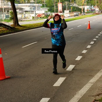 Runner Photo 7670258