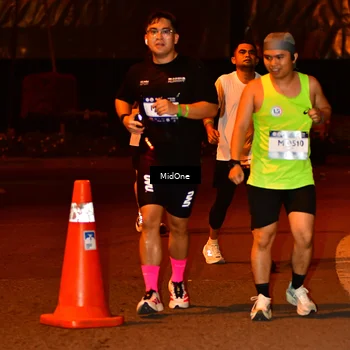 Runner Photo 7670268